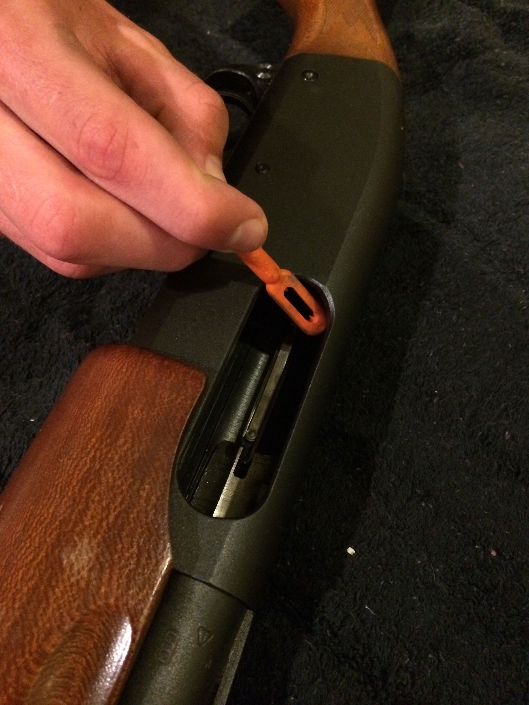 How to Clean a 12 Gauge Remington 870 Shotgun : 9 Steps - Instructables