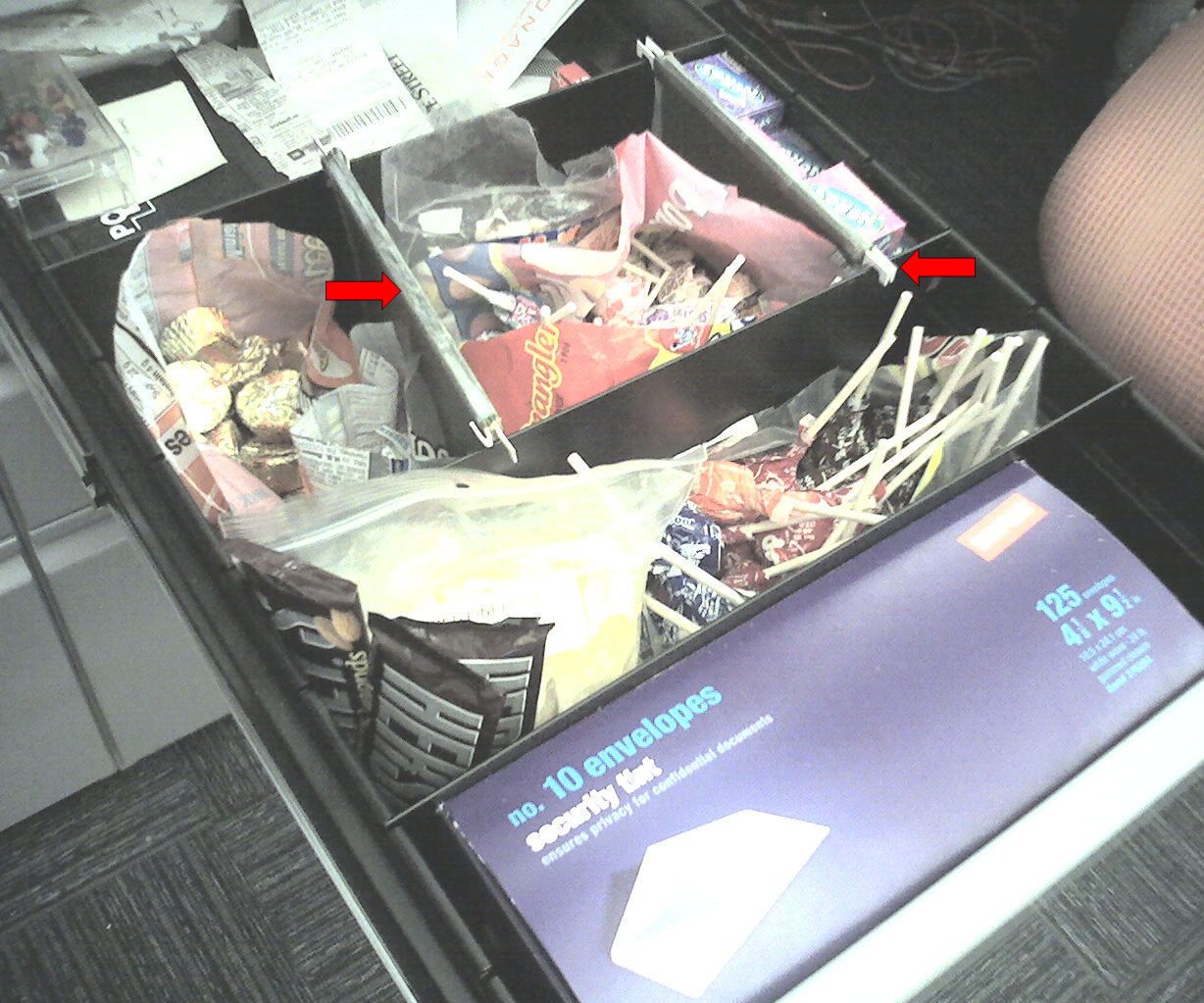 Oragnize Desk Drawer With Office Supplies