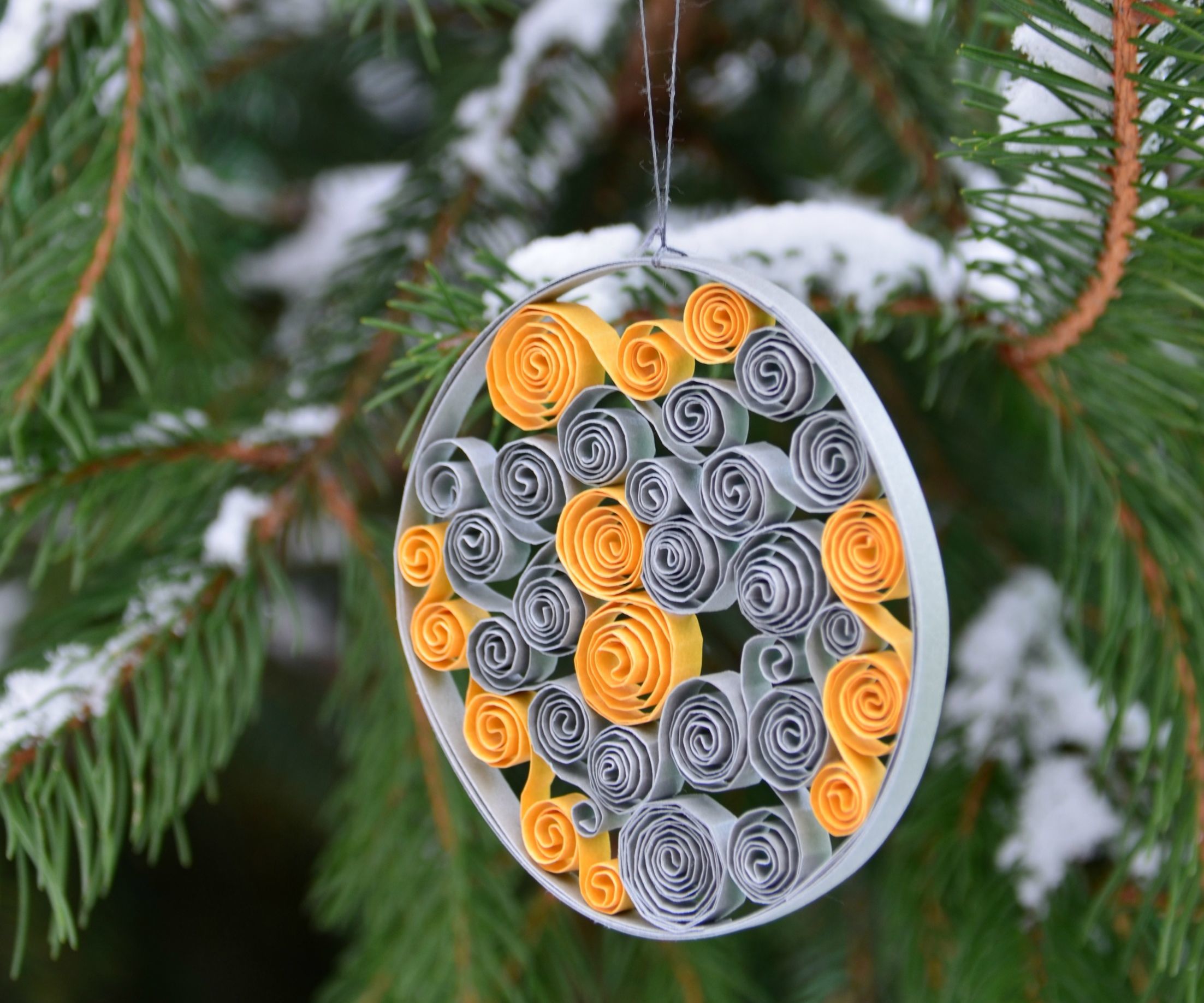 Paper Quilling Ornament
