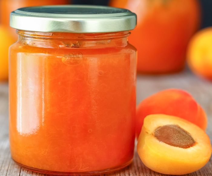 Low Sugar Apricot Jam