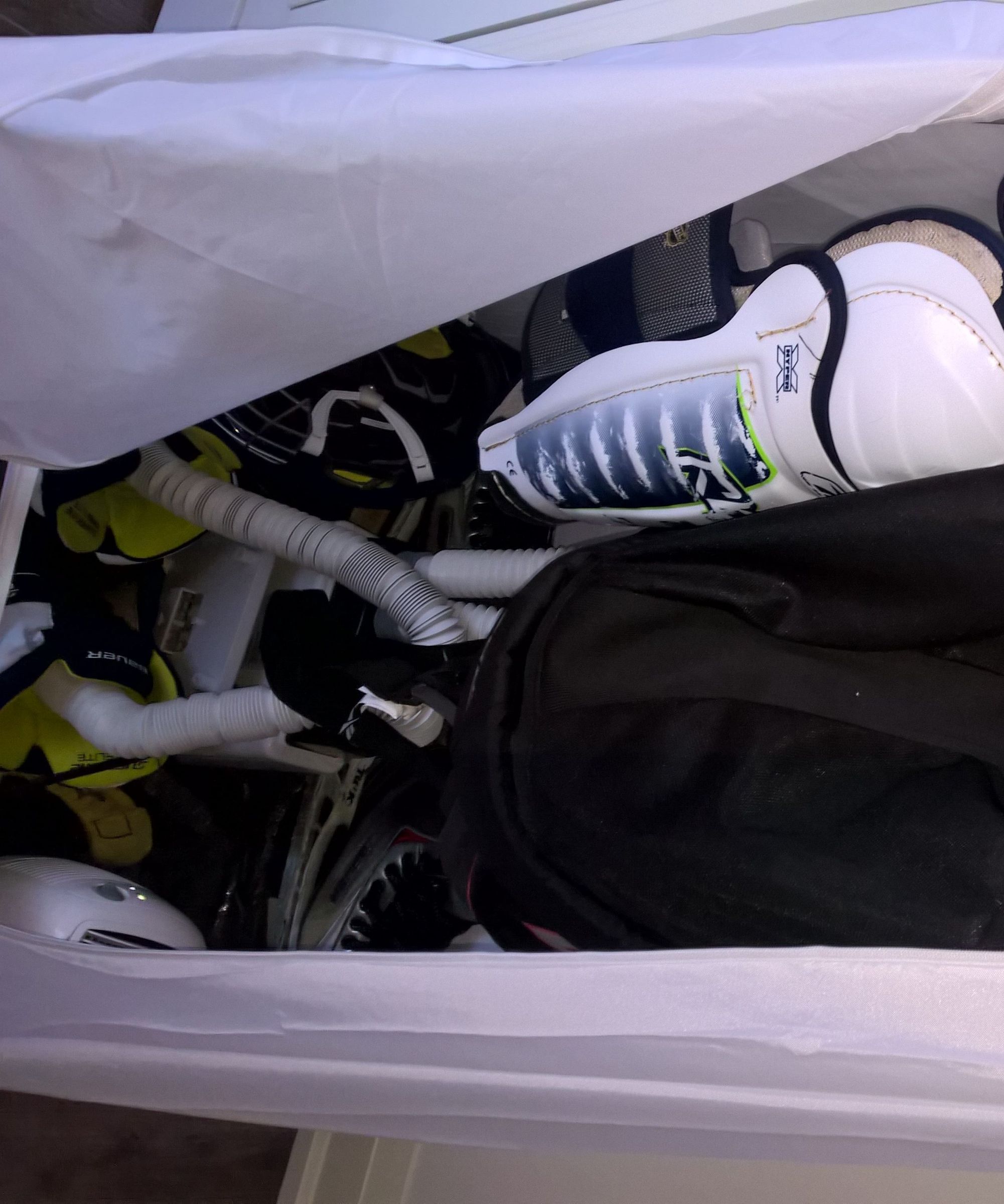 Condo Hockey Equipment Dryer
