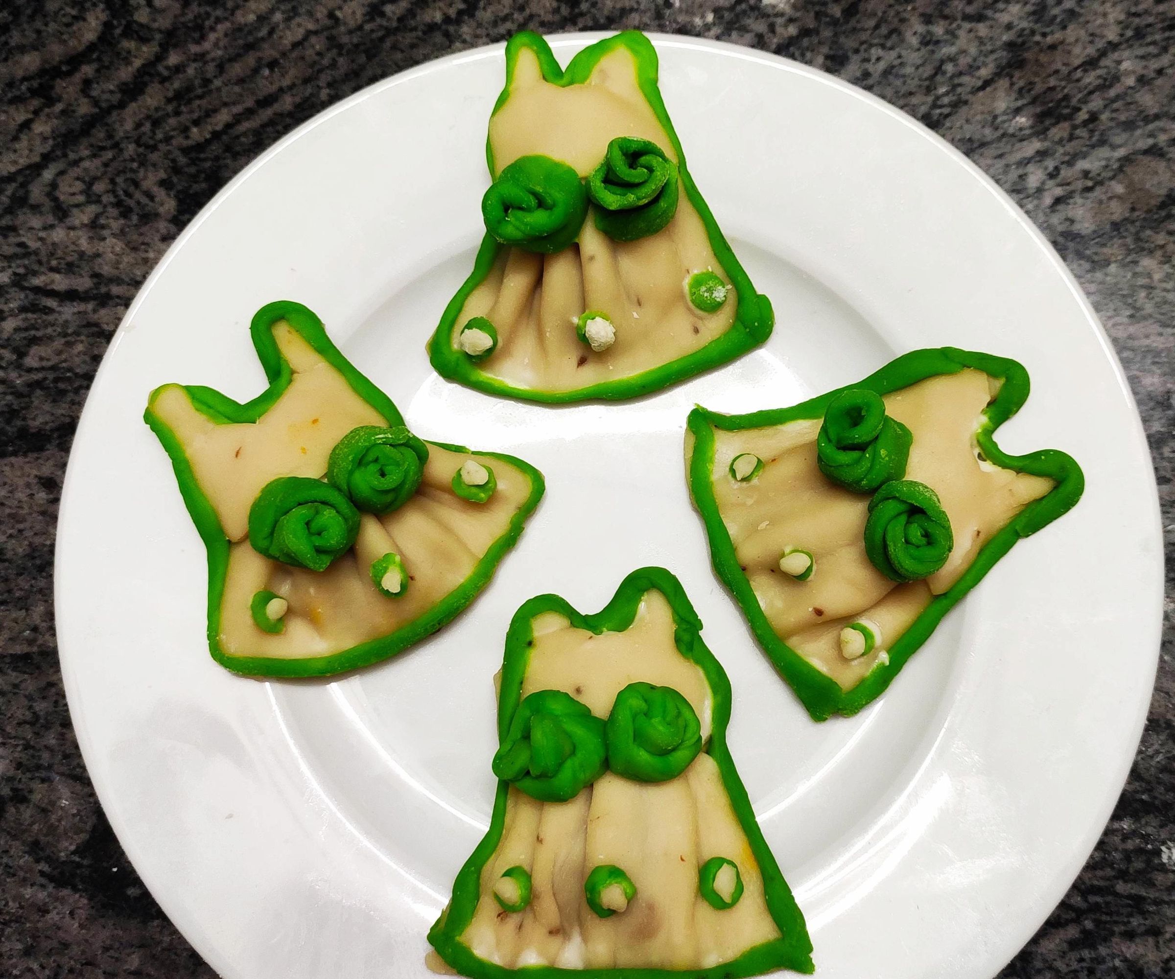 Vegetable Stuffed Tiny Frocks