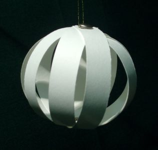 Easy Dimensional Christmas Ornament