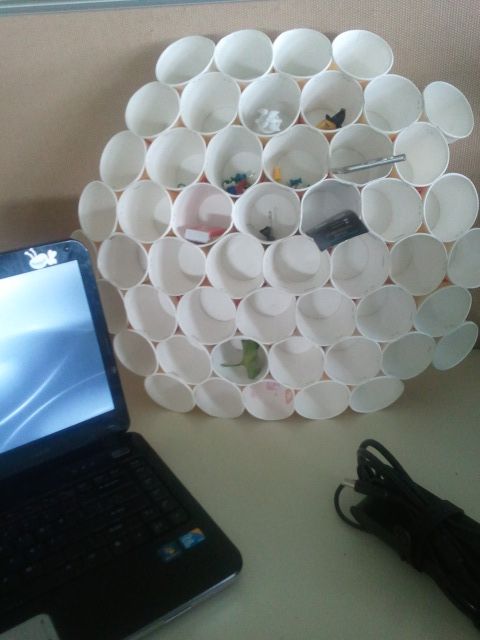 How to repurpose coffee cups into a cute desk organizer