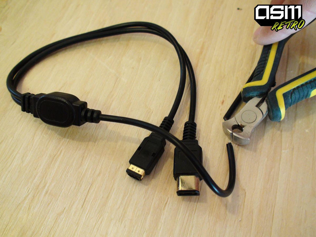 DIY PS/2 Keyboard Adapter for LSDj (Game Boy) : 7 Steps