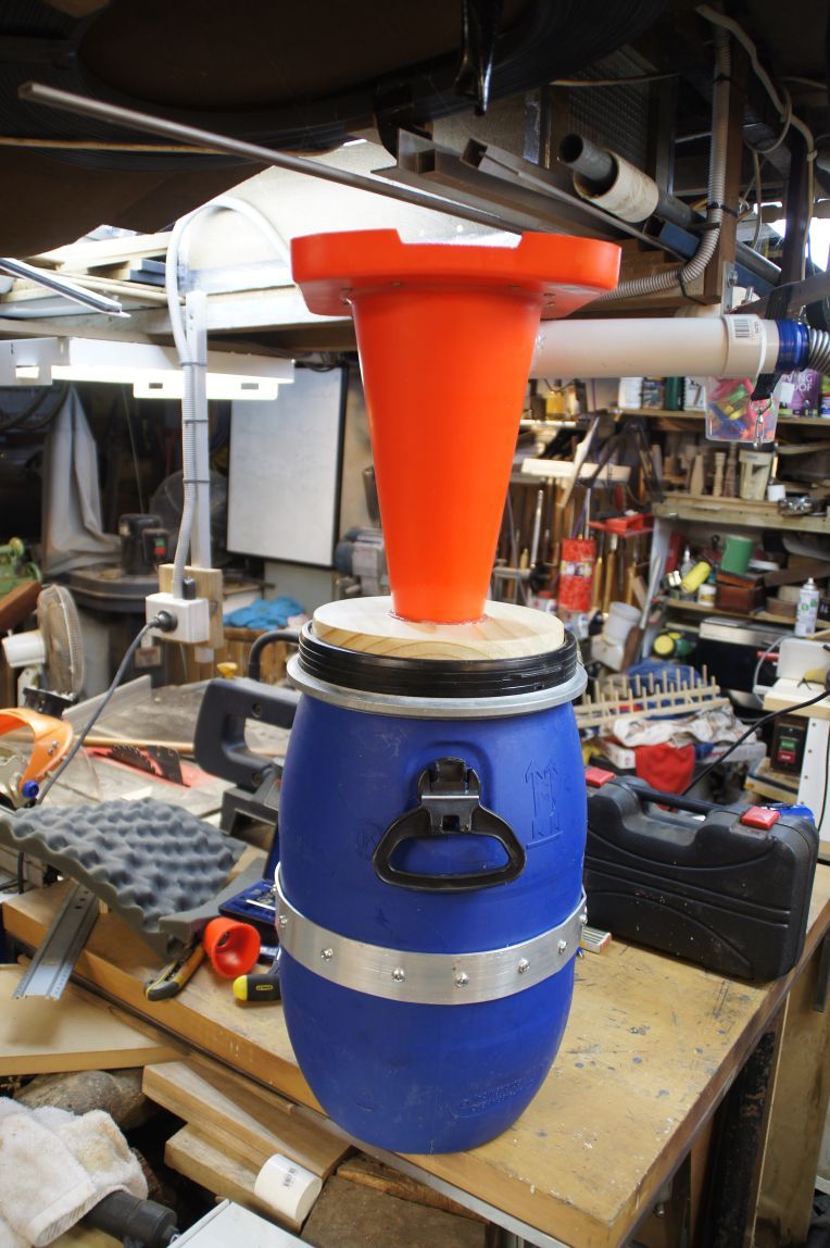 Dust Cyclone Made From a Traffic Cone