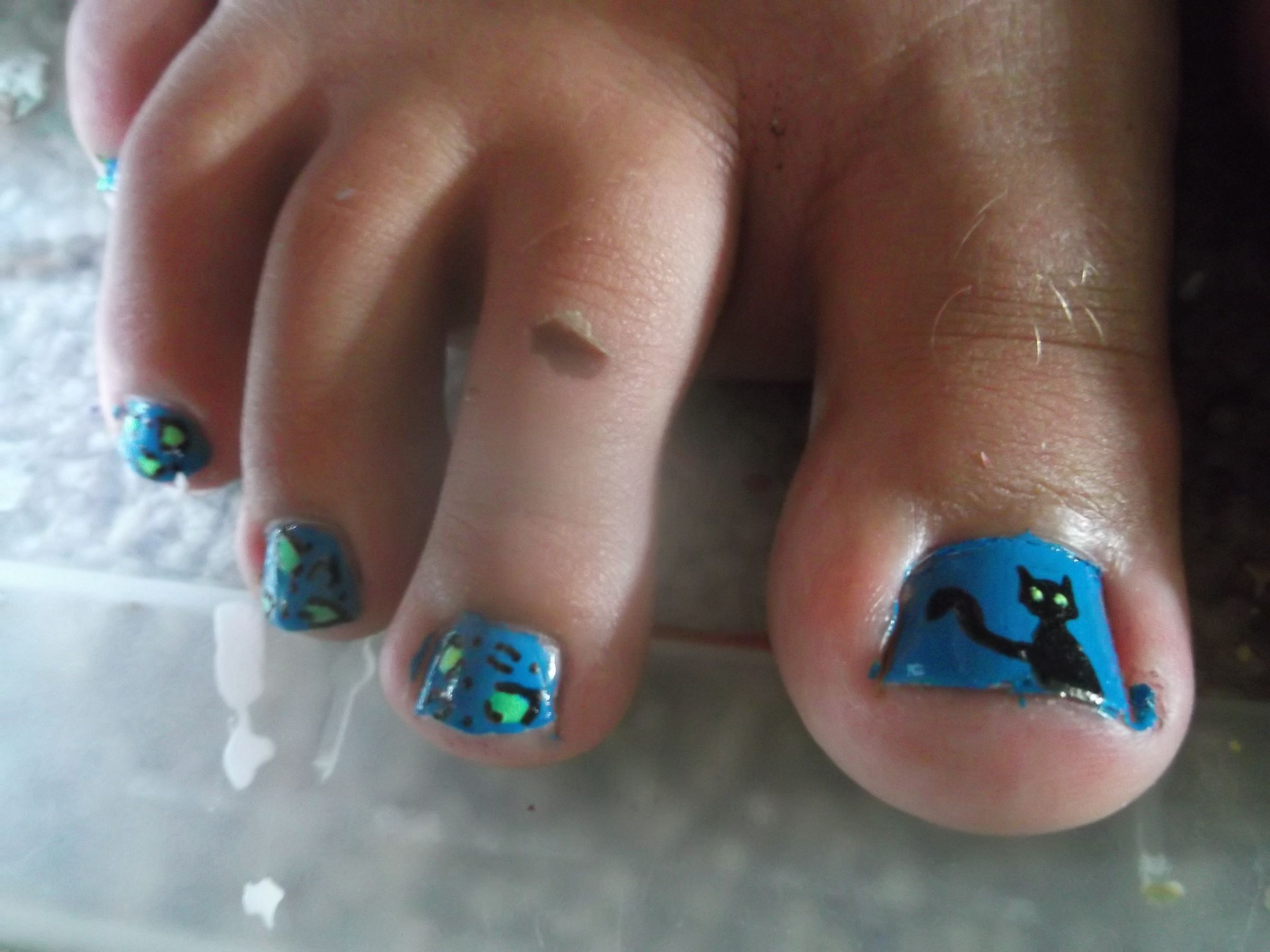 Cat Nails