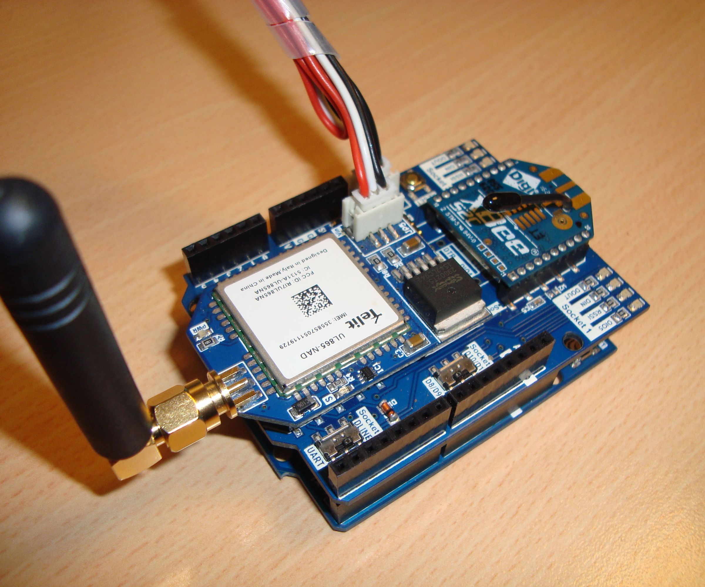 Envio De Temperatura a ThingSpeak Por Medio De 3G