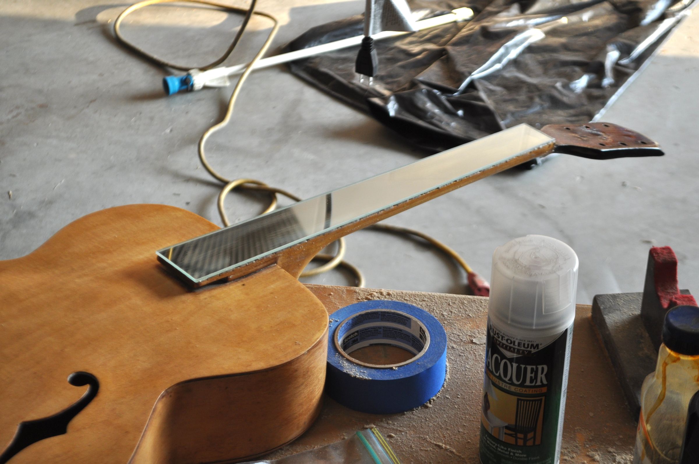 How to Make a Fretless Guitar With a Glass Fretboard! 6 Steps (with