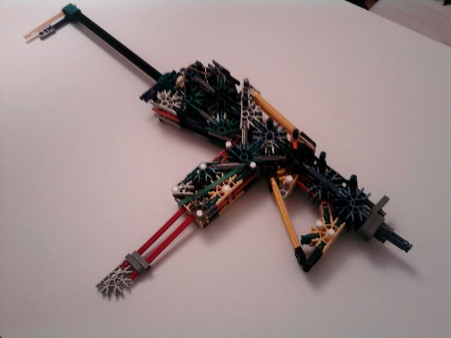 Modded PP-2000 (seleziona's K'nex Gun Modification)