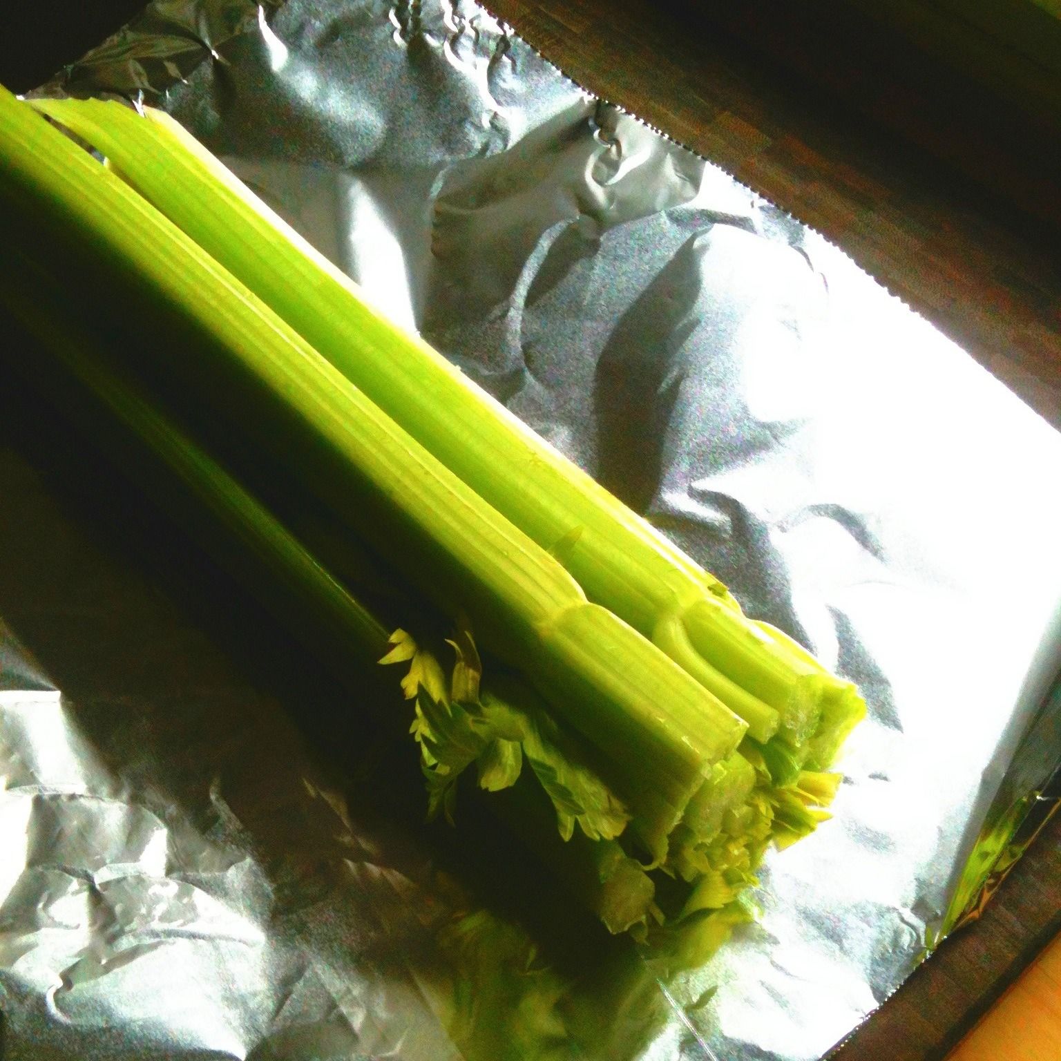 Keep Celery Fresh for Weeks