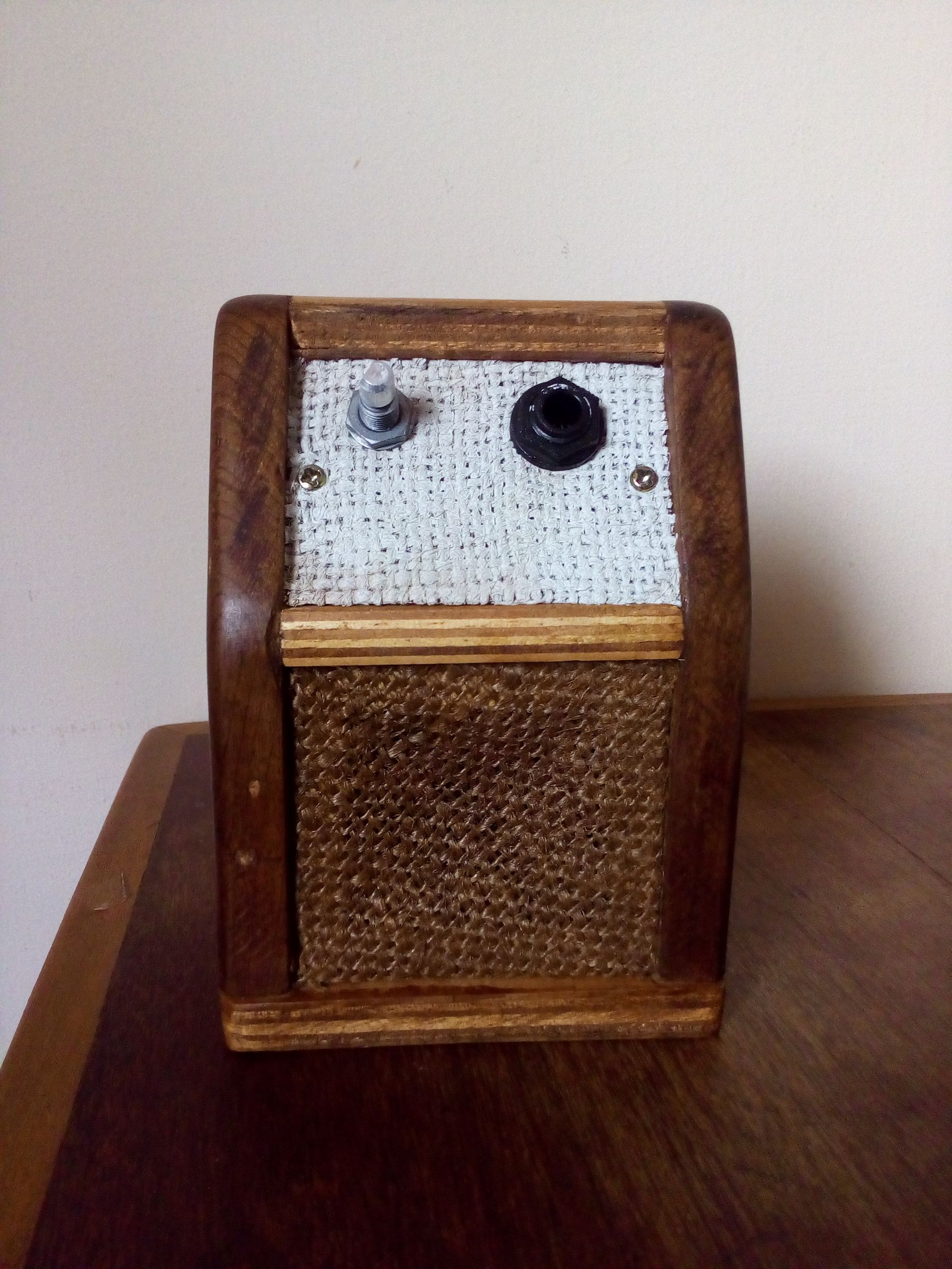 DIY Mini Guitar Amplifier : 5 Steps (with Pictures) - Instructables