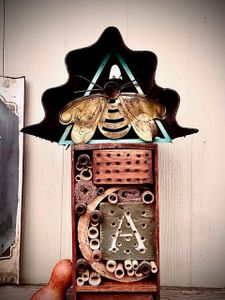 Paint Bee