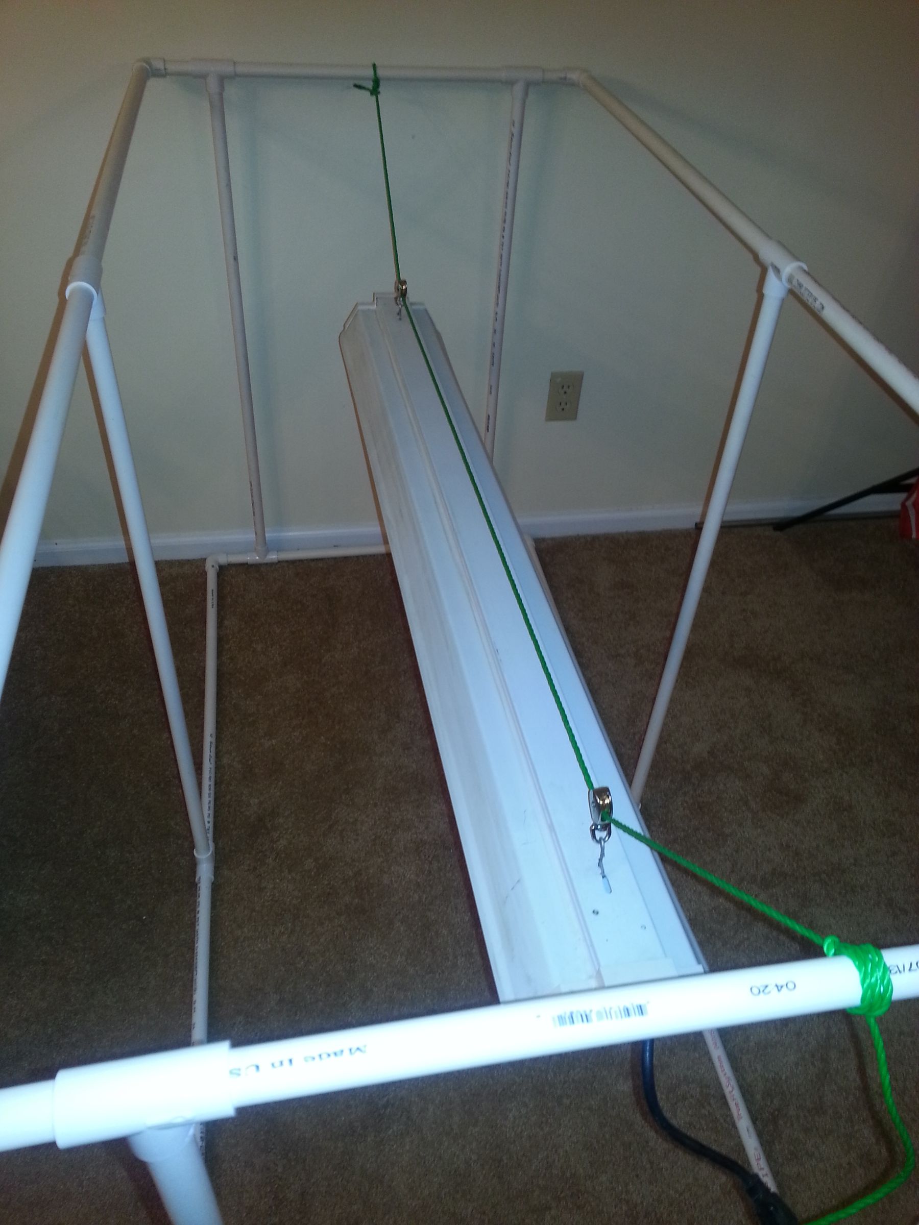 Self Leveling Lighting Rig