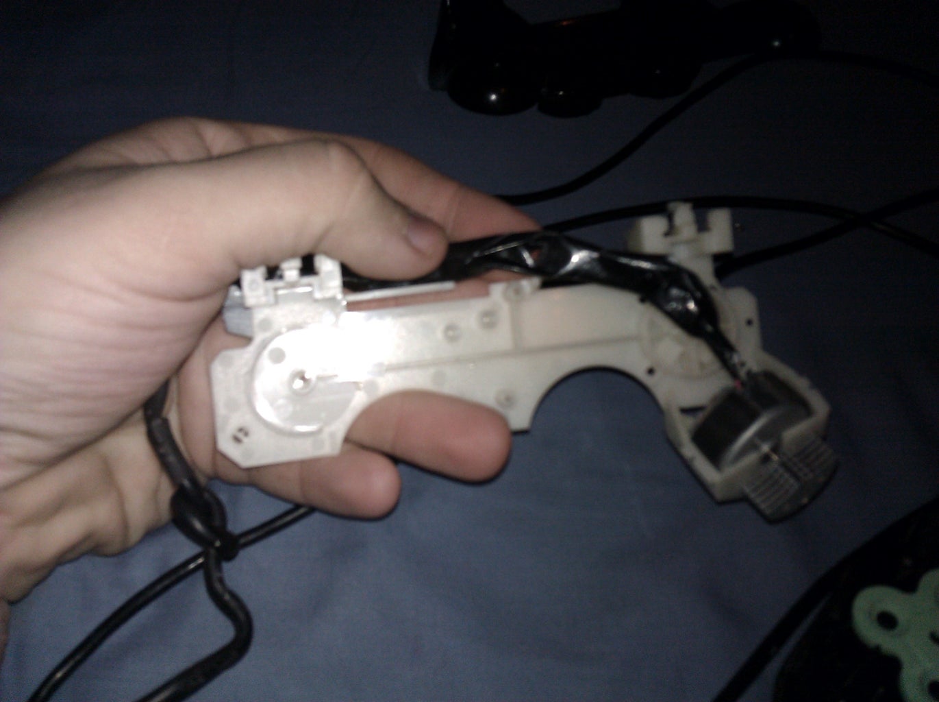 The Ps2 Controller Rumble Prank Instructables The Ps2 Controller Rumble Prank Instructables