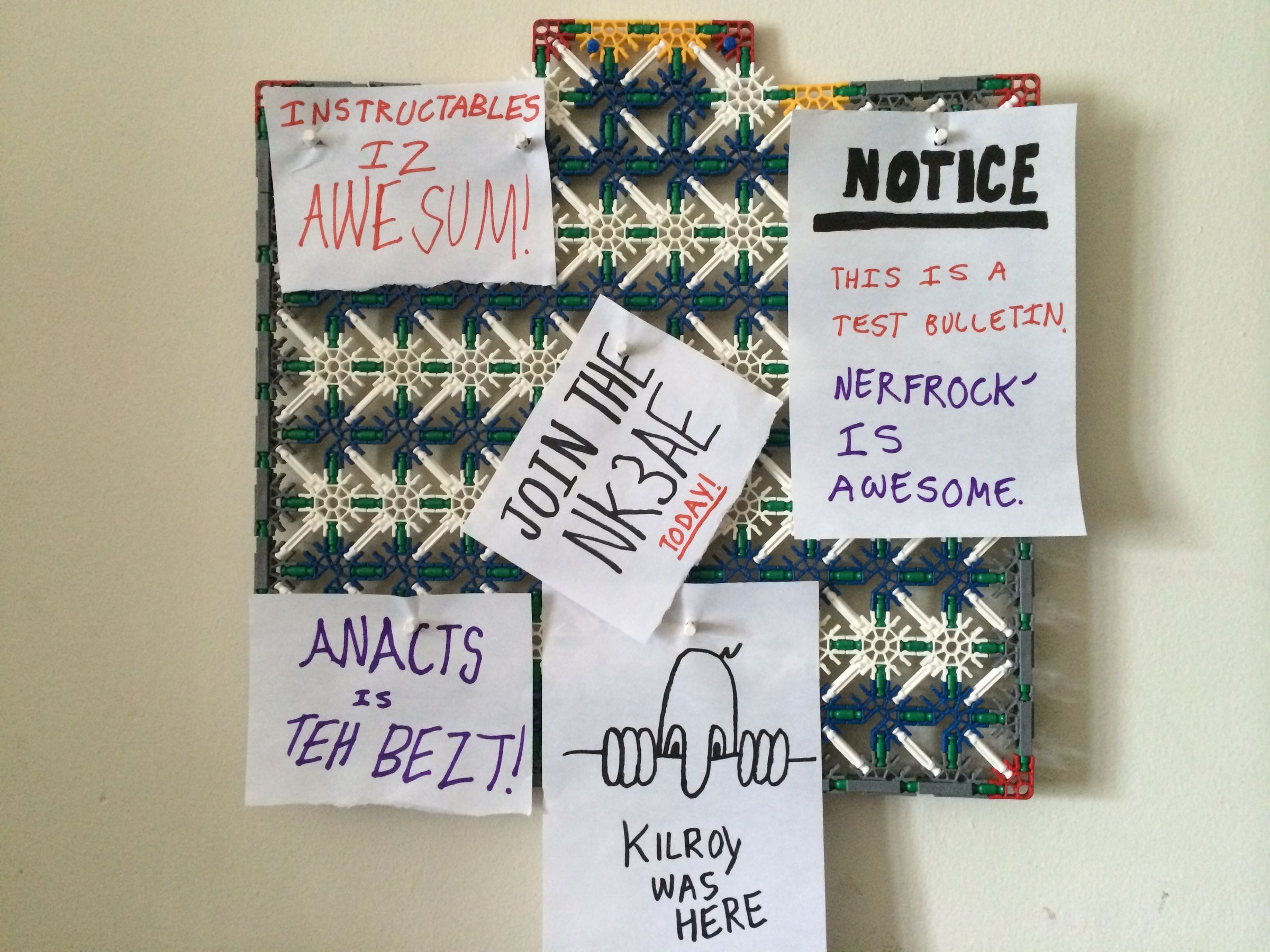 K'nex Hanging Bulletin Board 6 Steps (with Pictures) Instructables