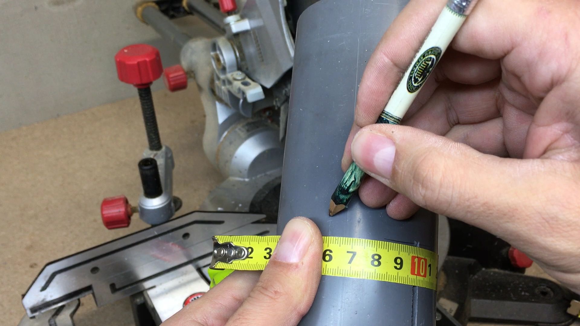 How to Make Cordless Driver Holder From PVC Pipe : 5 Steps (with ...