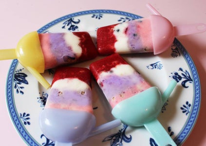 Greek Yogurt, Granola & Berry Breakfast Popsicles