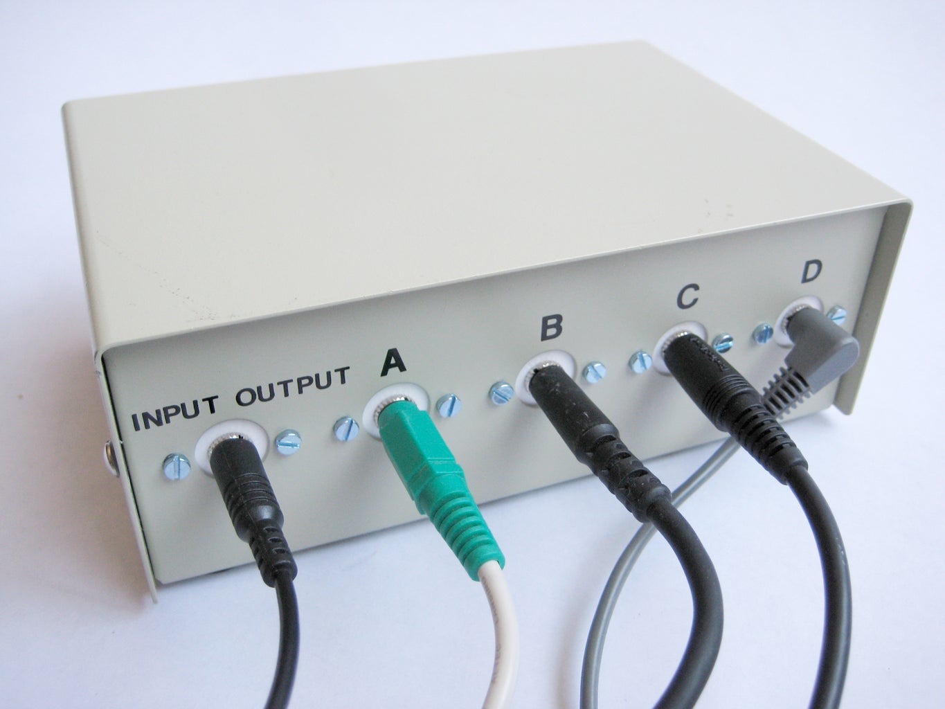 DIY Audio Switch : 9 Steps (with Pictures) Circuit Diagram