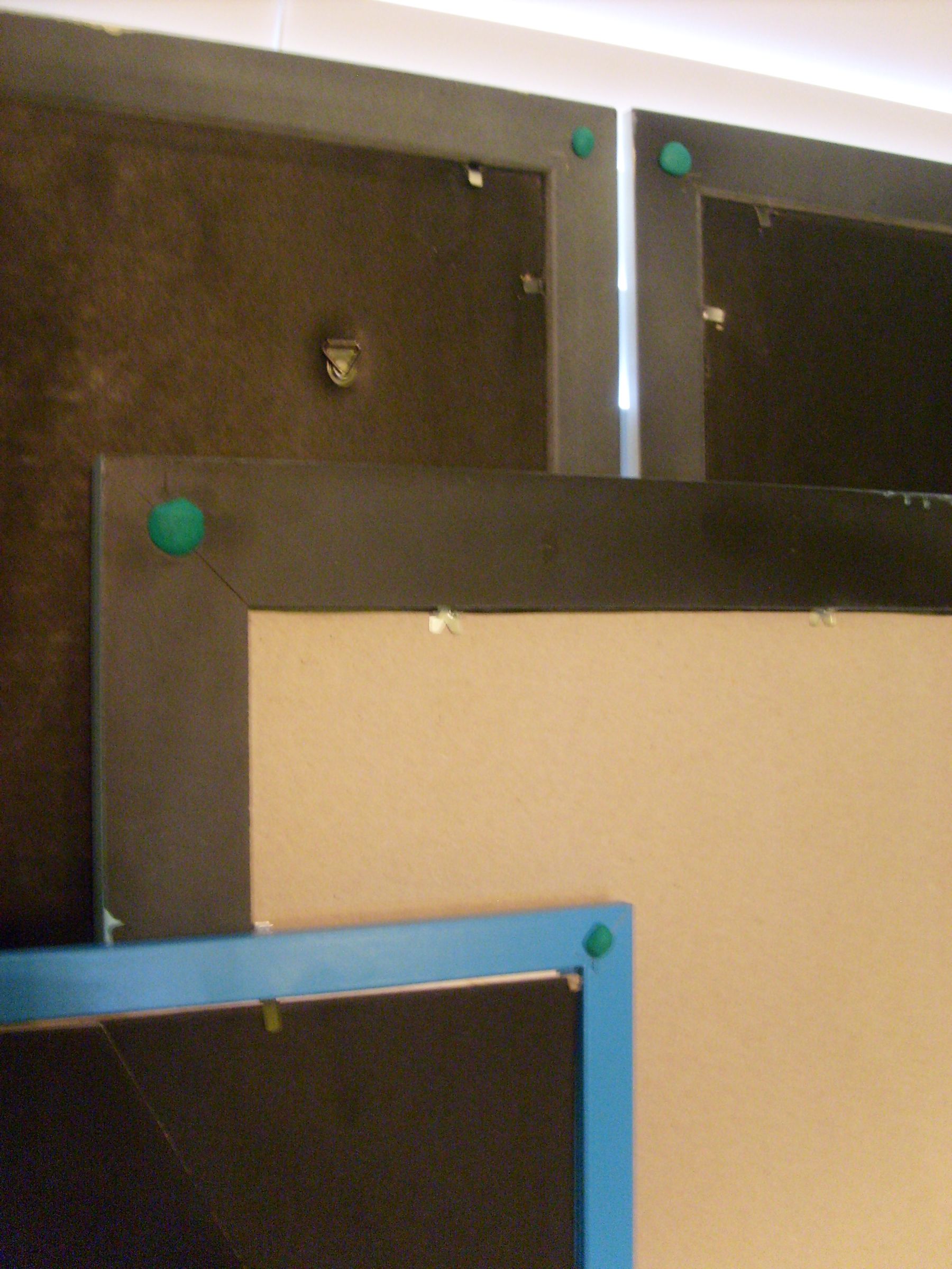 Keep Picture Frames Hanging Straight With Sugru Feet Instructables