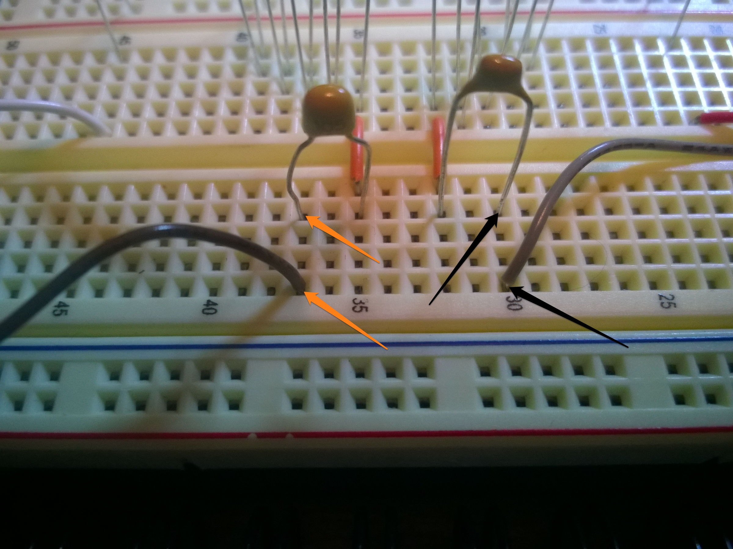 Astable Multivibrator (LED Flasher) With Circuit Scribe 20 Steps