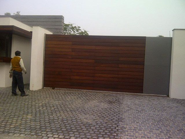 Go for Exterior Wood Cladding for an Uninterrupted Life From Outside Clutter