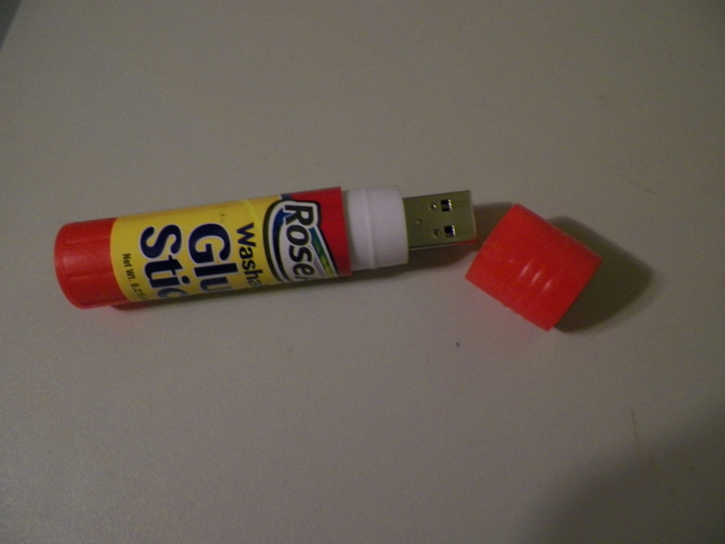 The Incredibly Easy Spy USB Gluestick