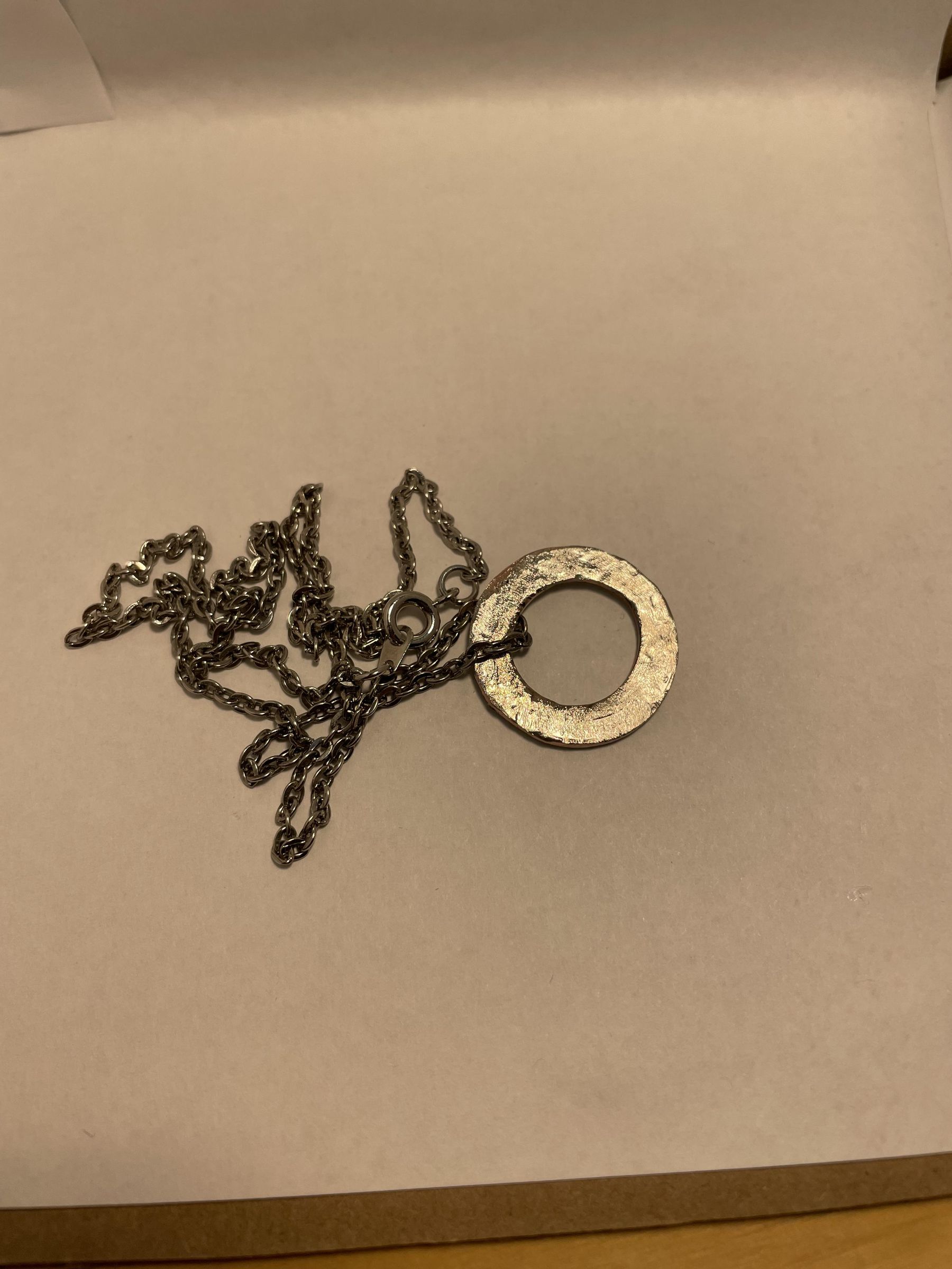 Elegant Metal Quarter Necklace! 4 Steps Instructables