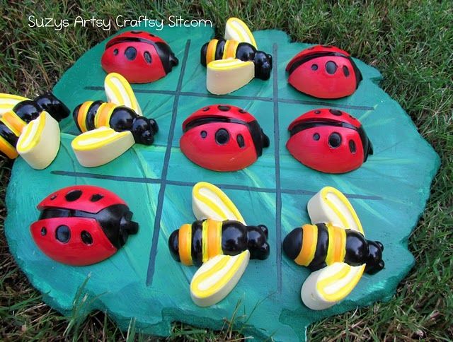 Bug Party Tic Tac ToeC