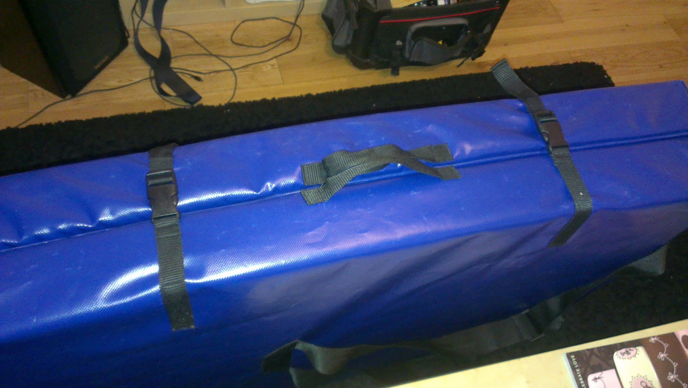 How to Make a Bespoke Bouldering Mat 6 Steps (with Pictures