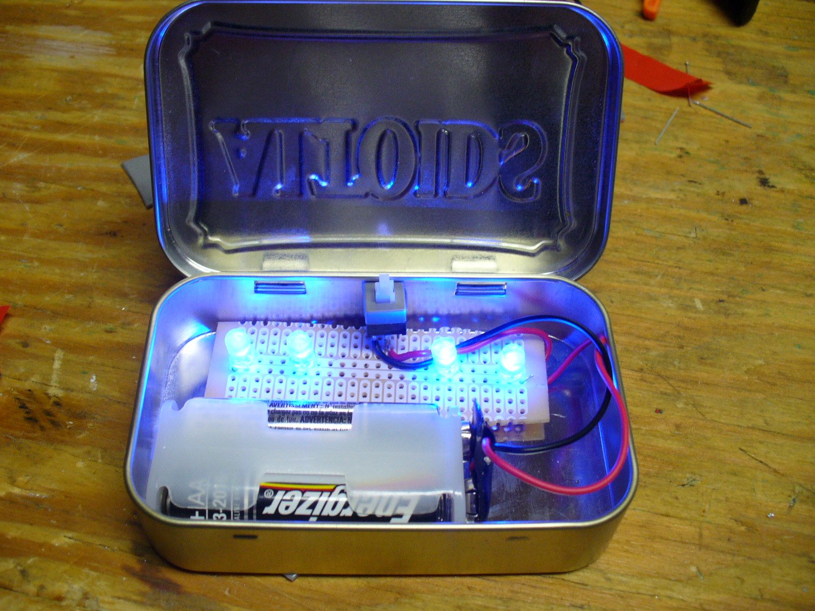 altoids ever lasting led lights diy, jackolatern light
