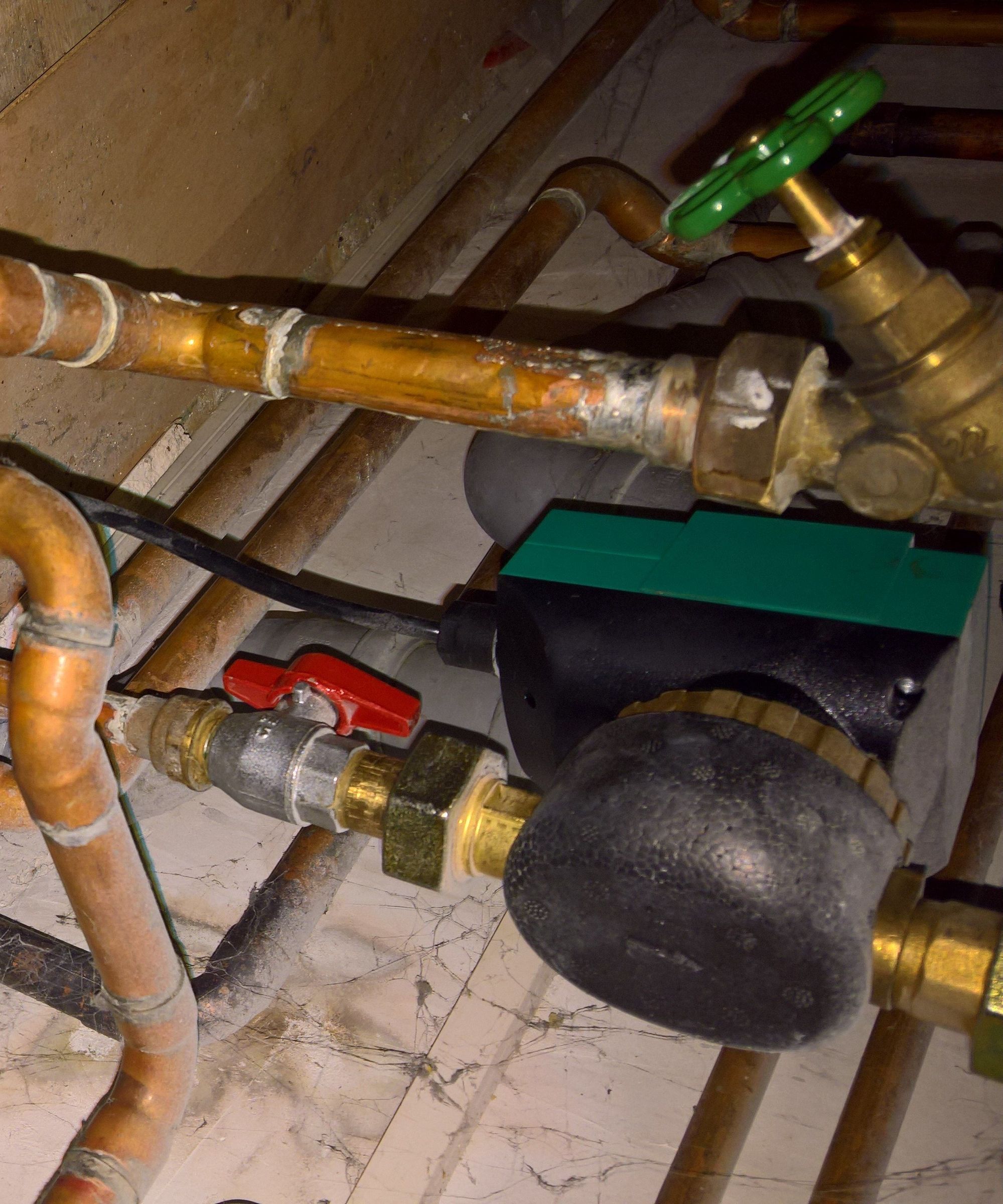 ESP 8266 Controlling Hot Water Circulation Pump