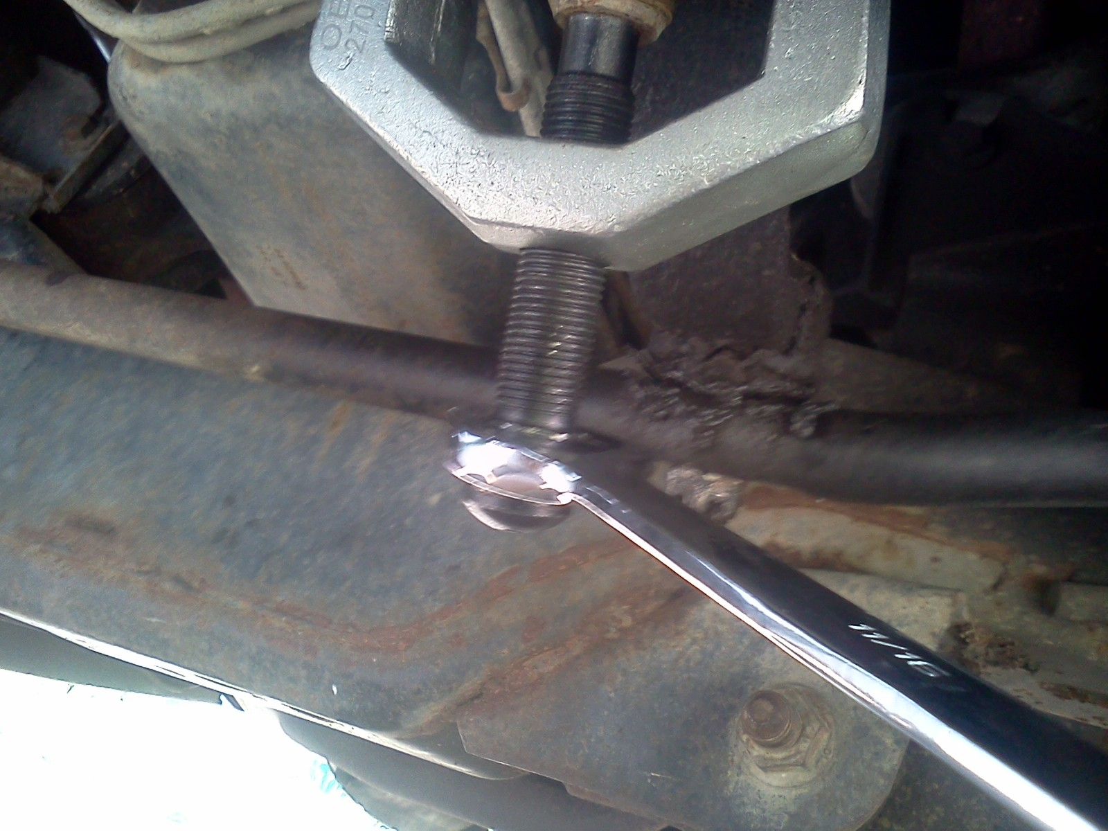 Sloppy Steering? Change the Pitman Arm! 3 Steps Instructables