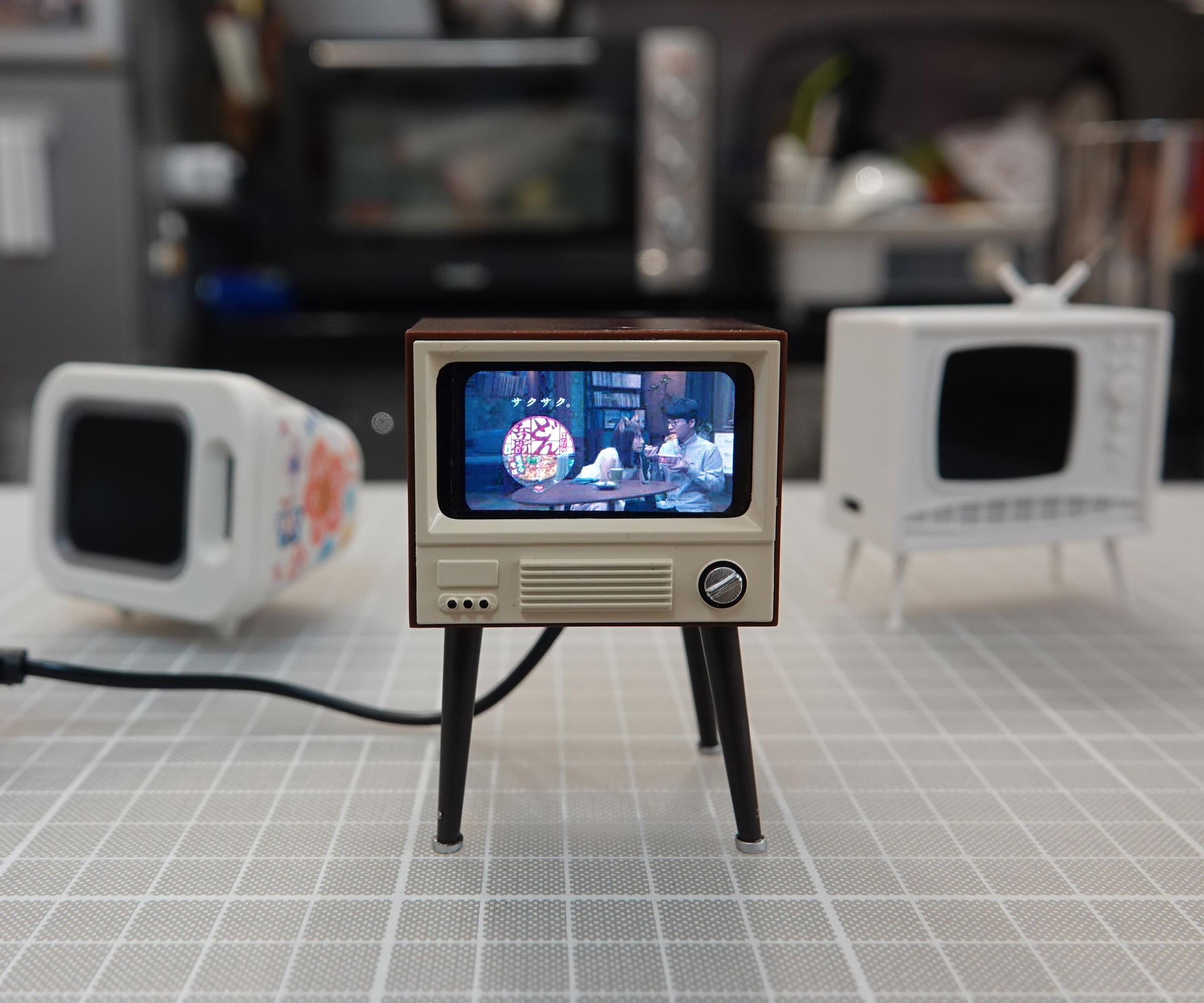 Mini Retro TV V2 : 6 Steps (with Pictures) - Instructables