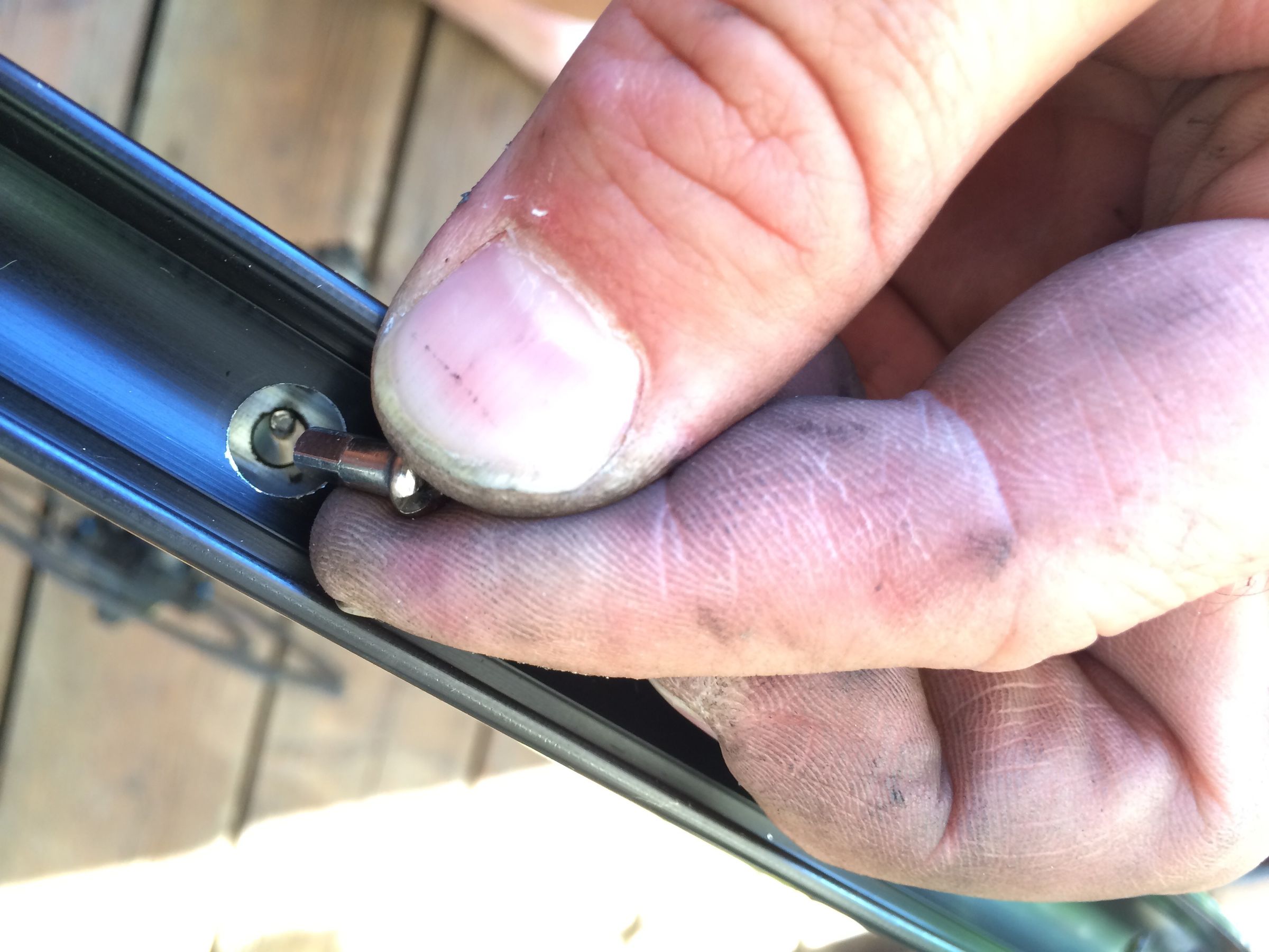 Broken Spoke Repair/Replace 8 Steps (with Pictures) Instructables