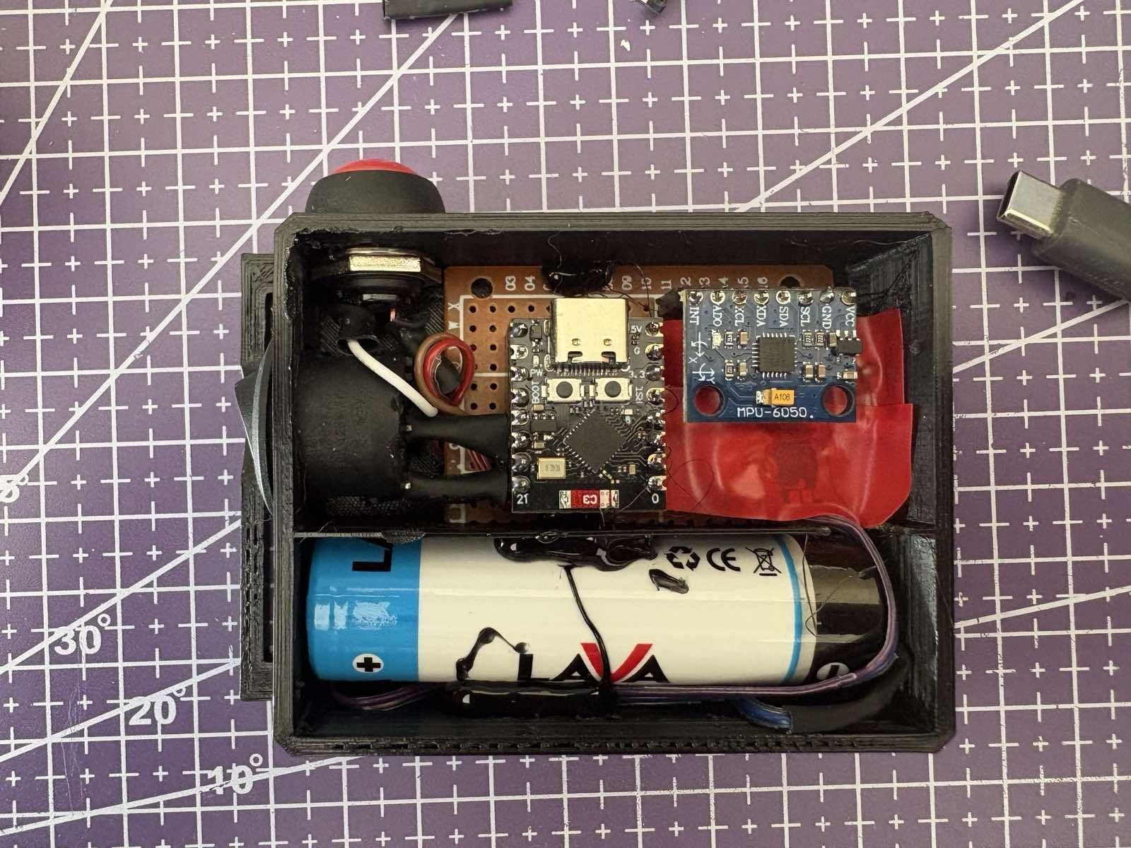 ภาพการสร้าง BlobJump จาก Instructables