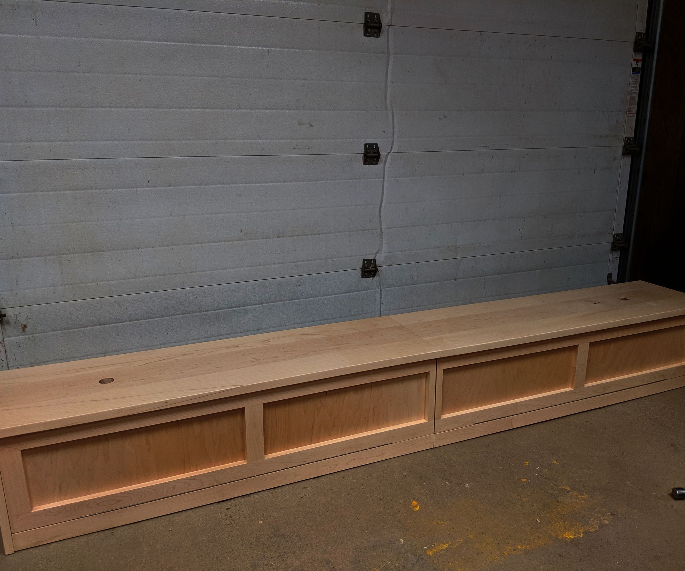 JAX I-Poster Base Assembly