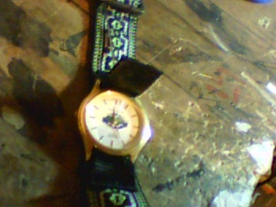 Step 2: Inserting the Small Bag Strap.