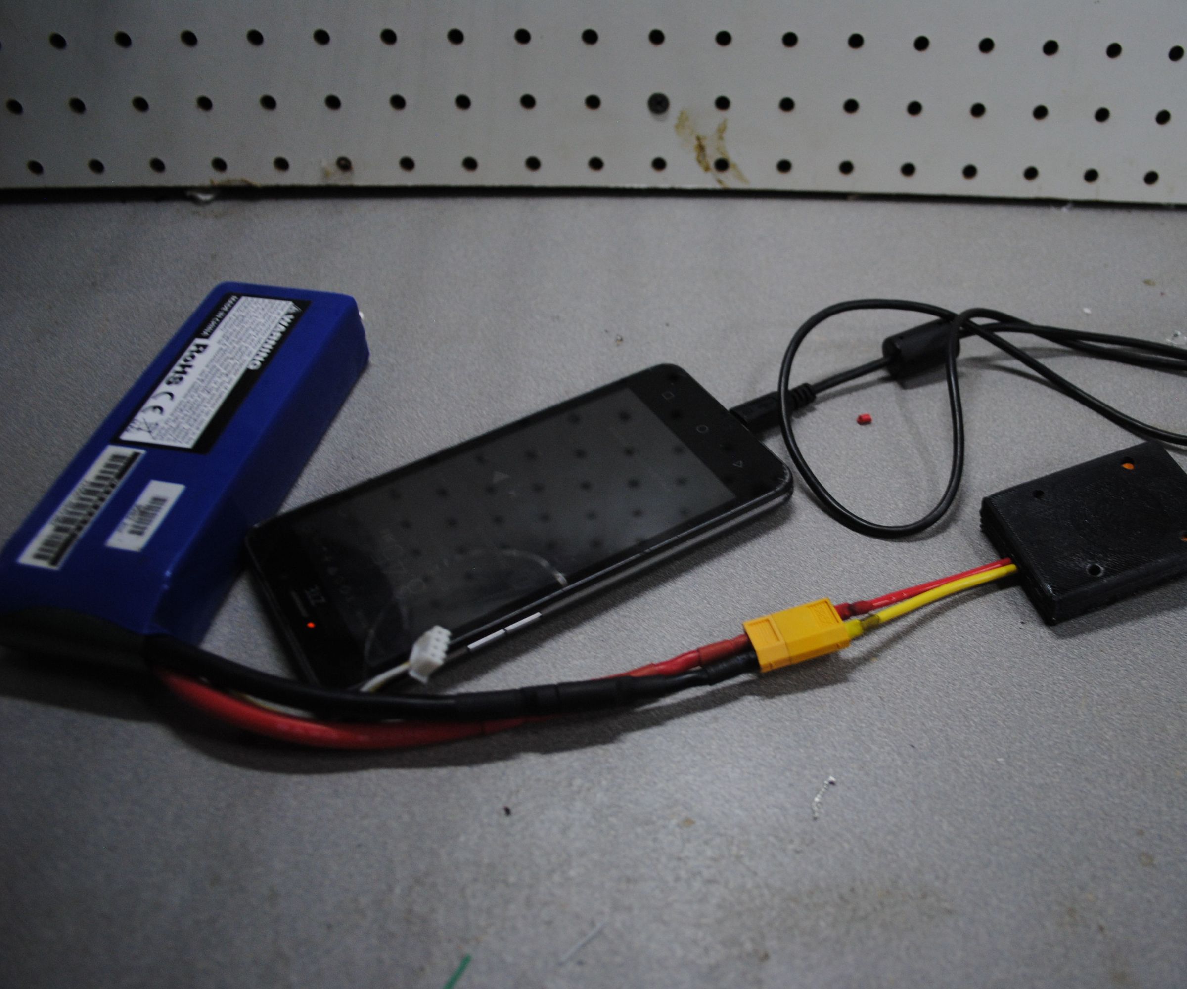 Charging Your Phone From Lipo Battery With a Tough Plstic Case
