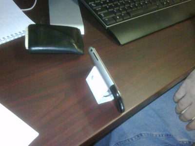 Credit Card IPhone / Ipod Stand
