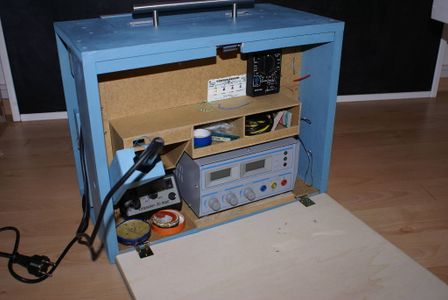 Electronic-Lab in a Box : 8 Steps (with Pictures) - Instructables