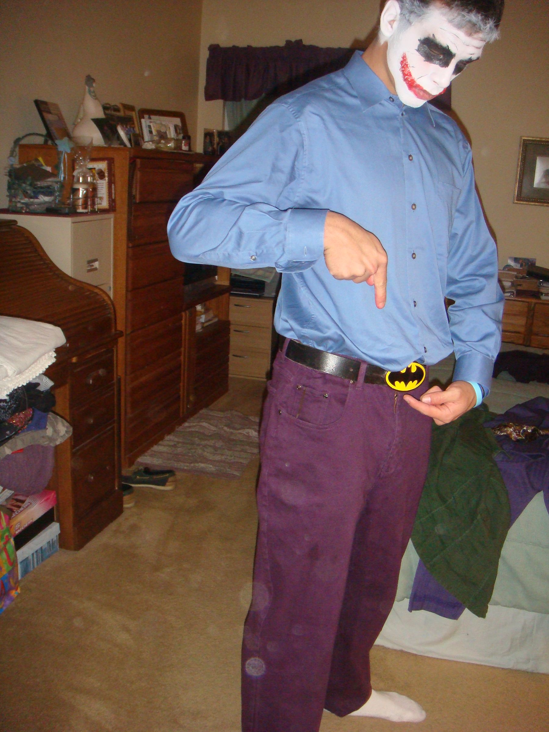 DIY Joker Makeup (The Dark Knight) 10 Steps (with Pictures