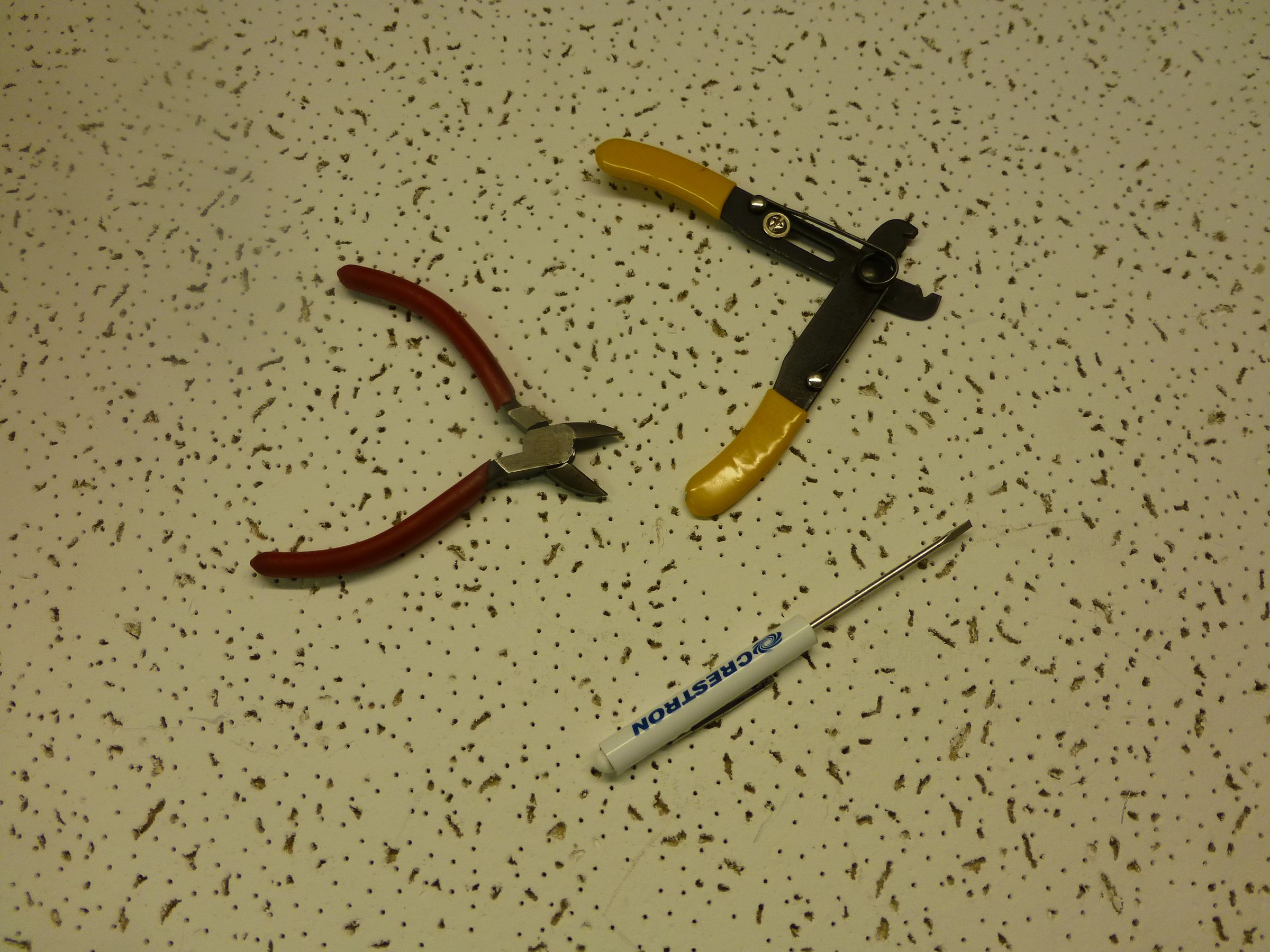 OIT Serial Control Cable 12 Steps Instructables