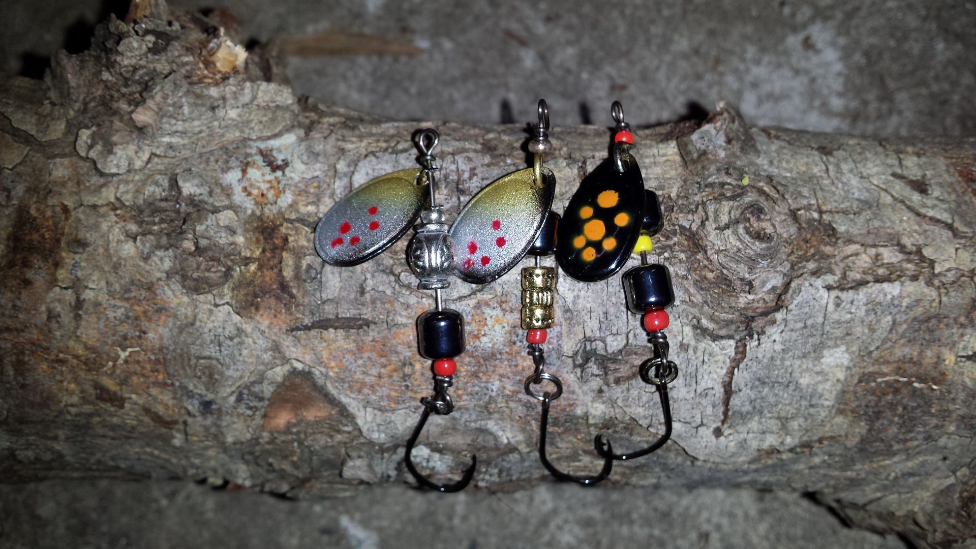 Making Trout Spinners