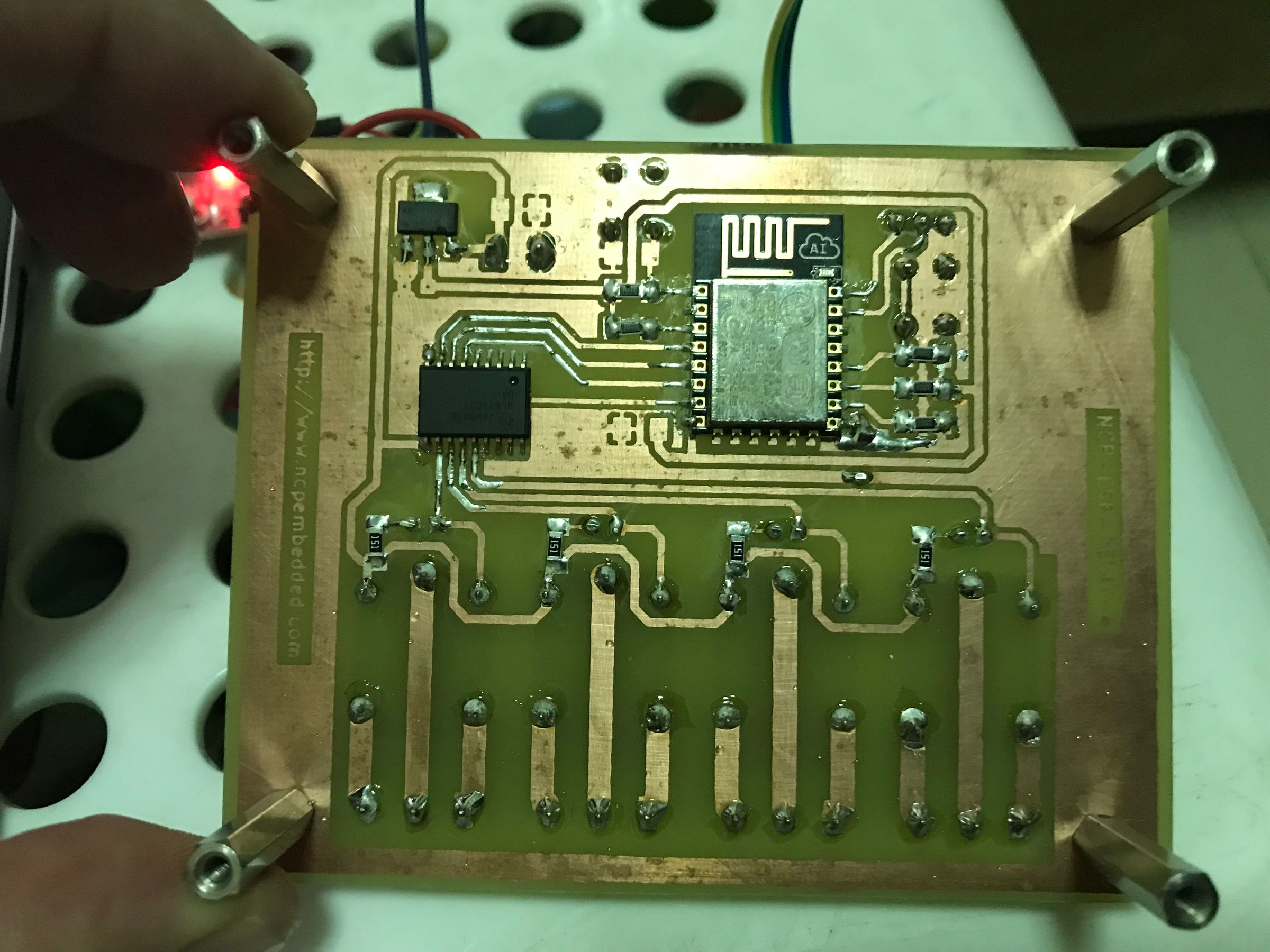 [Home Automation] Control Relays From Everywhere Using ESP8266 + Blynk