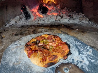 Cooking in a Wood Fired Oven 2 - Pizza and Flatbreads
