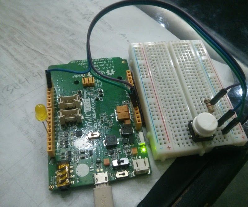 Linkit One: Debounce button