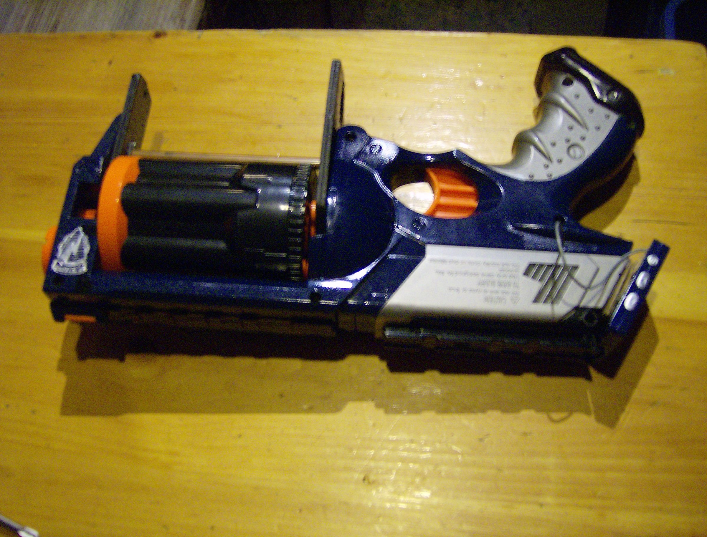 Simple Nerf Gun Shot Counter Using a Keychain Photo Viewer 4 Steps