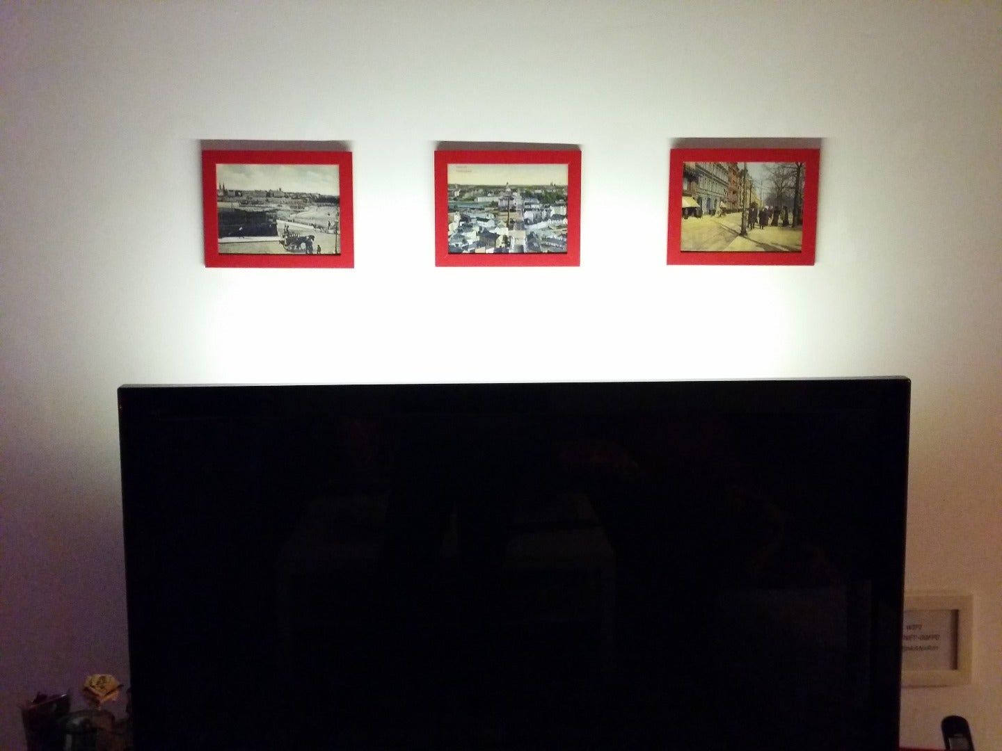 Hang Photo Frames Without Drilling Or Tools 5 Steps with Pictures Hang Photo Frames Without Drilling Or Tools 5 Steps with Pictures