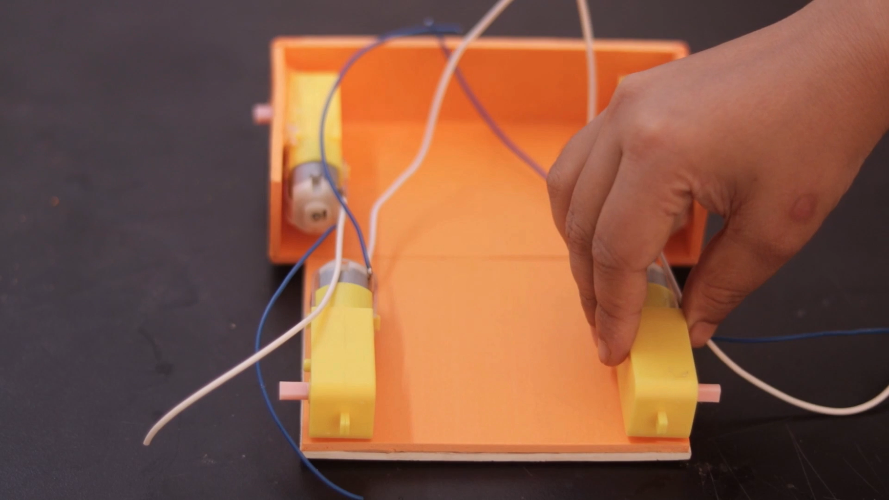 Arduino Light Following Robot With LDR : 13 Steps - Instructables